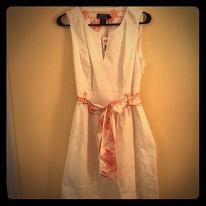 NWT size 14 Vineyard Vines Kentucky derby dress